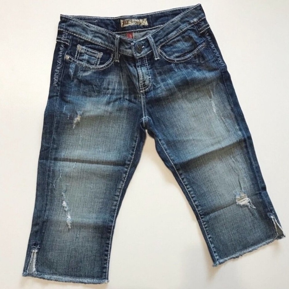 BKE The Buckle Womens Sz 25 Sarah Stretch Cropped Jeans Capri Denim Distressed